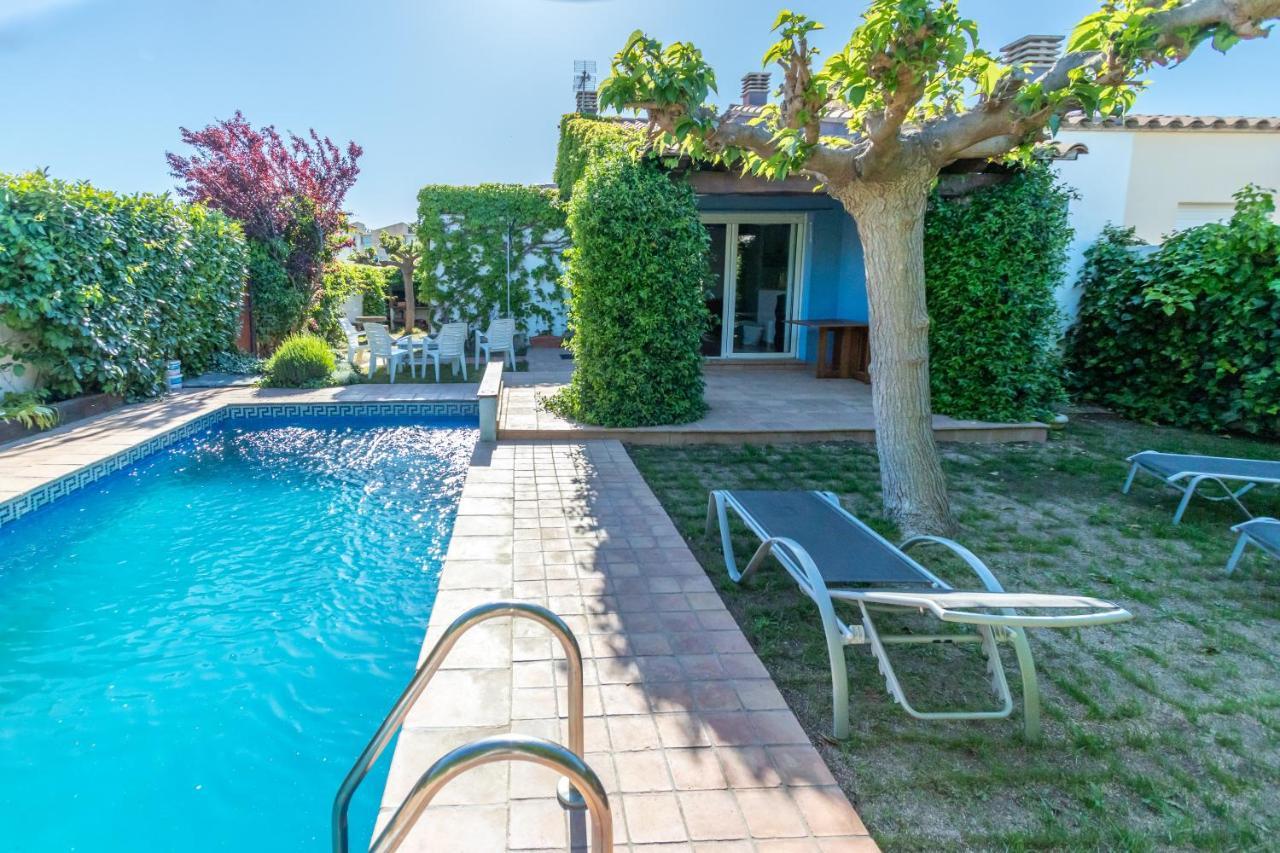 Villa Verde Piscina Pirvada Y Wifi L' Escala Kültér fotó