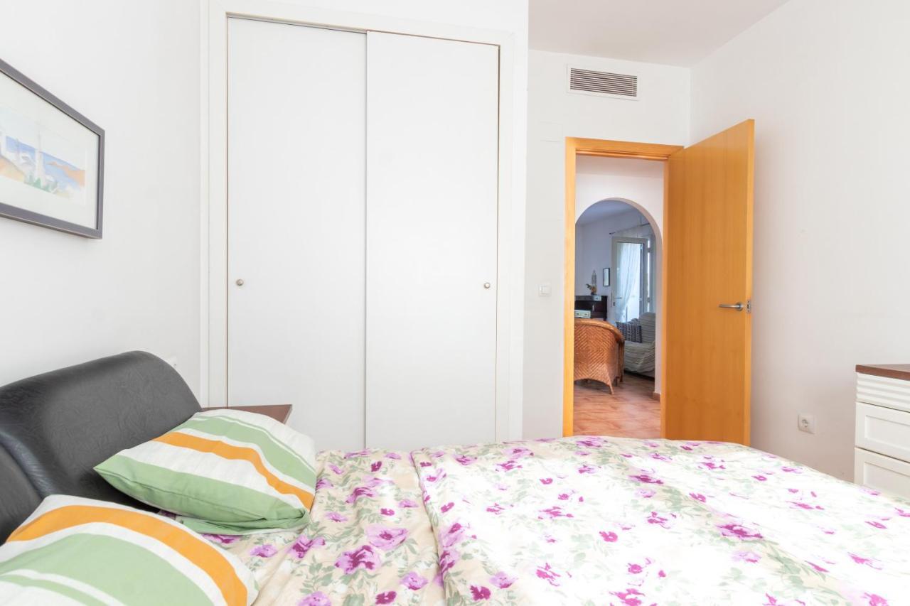 Villa Verde Piscina Pirvada Y Wifi L' Escala Kültér fotó