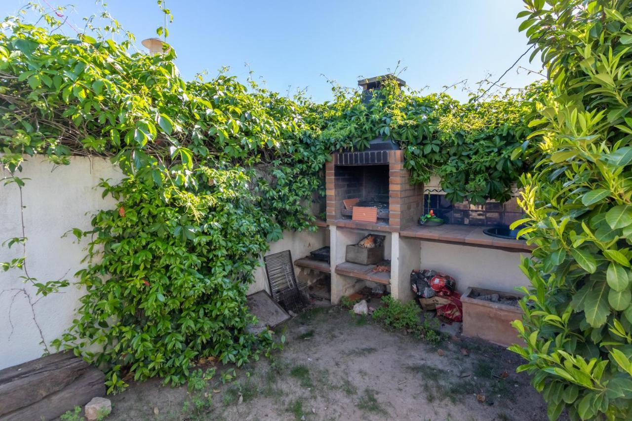 Villa Verde Piscina Pirvada Y Wifi L' Escala Kültér fotó